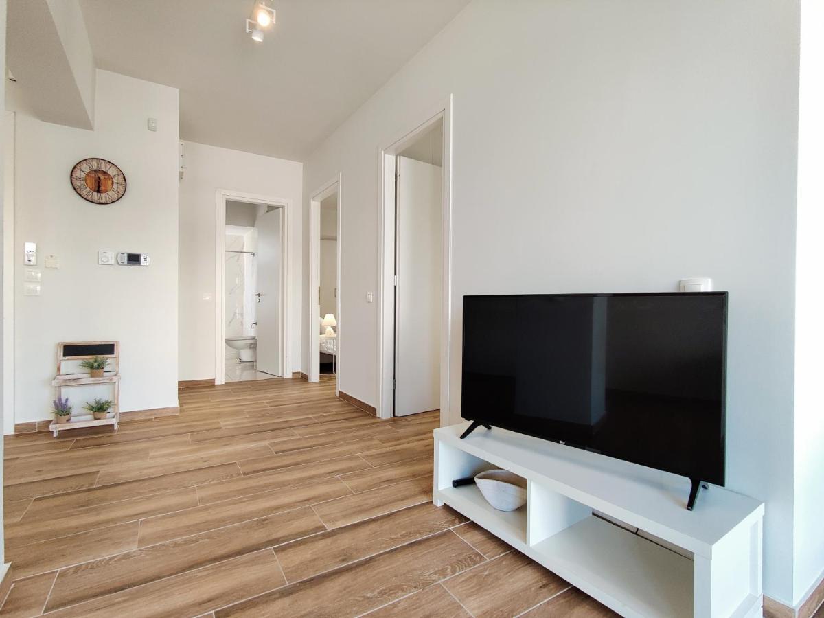 Wsd Luxury Bright 2Bd Apt With Sea View Balcony Атина Екстериор снимка